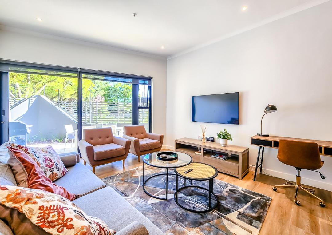 Newlands Peak - Elegance Aparthotel *